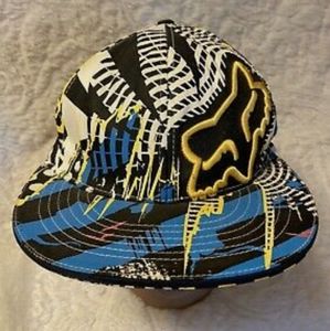 Fox Embroidered Rare color. Great Condition  Flexfit S/M.